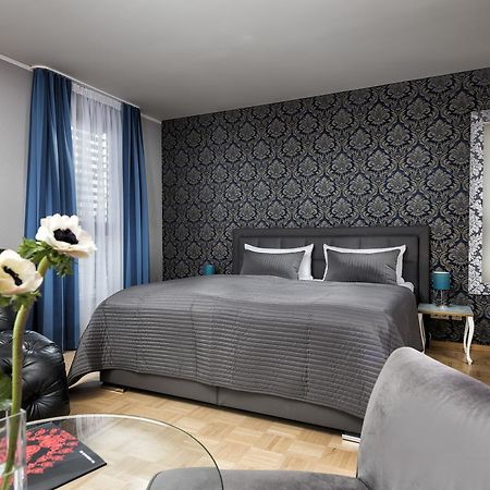 Hotel Ambassador-Berlin Gruenau Exteriör bild