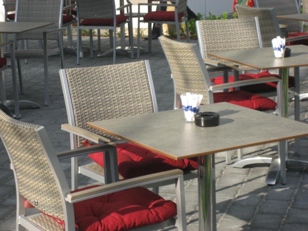 Hotel Ambassador-Berlin Gruenau Exteriör bild