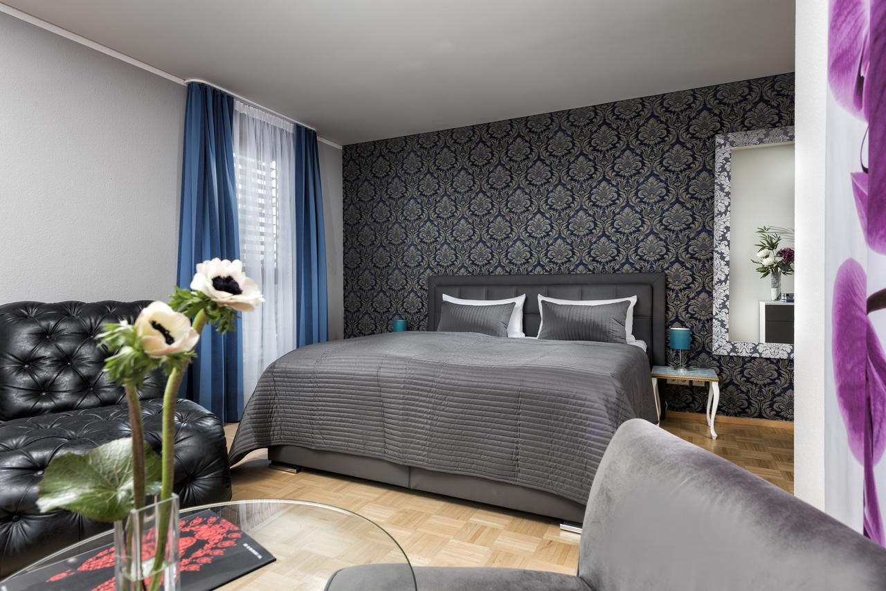 Hotel Ambassador-Berlin Gruenau Exteriör bild